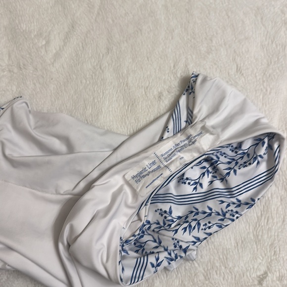 Agua By Agua Bendita One Piece Bathing Suit NWOT - Picture 4 of 4